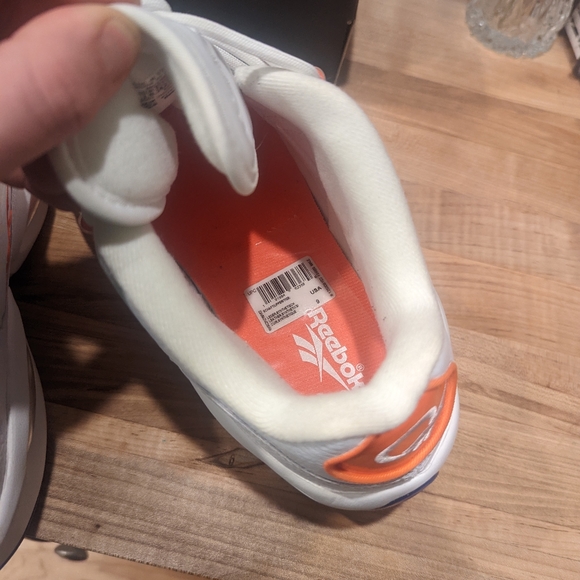 Reebok Question Low Patent Toe Orange - Picture 4 of 8